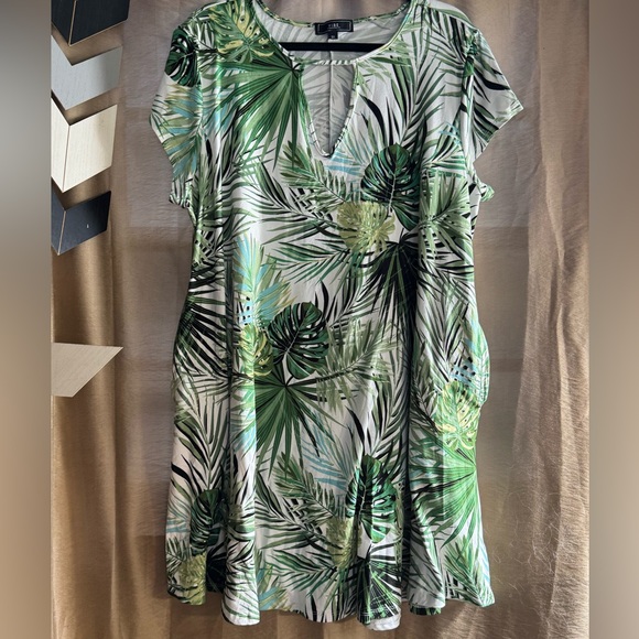 Vibe Sportswear Green Palm Leaf Print Dress Women’s 3X - Picture 1 of 5